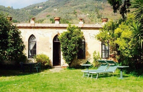 Nocchi House | Romantic 18th Century Summer Home In Toscana With Garden And Pool
