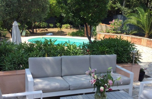 Boulouris-sur-Mer Villa | Saint Raphael beautiful villa 170 m2 swimming pool, very quiet, comfortable, residential