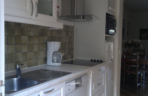Sainte-Maxime Apartment | SAINTE-MAXIME - Accommodation with garden and veranda in swimming pool, tennis area