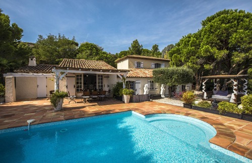 Sainte-Maxime Villa | Sainte-Maxime: beautiful Villa with Spa, swimming pool and amizing view of gulf of St Tropez
