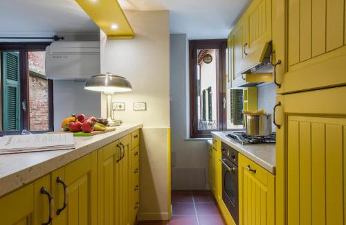Lucca Historical Center Apartment | San Carlo Apartment