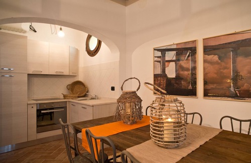 Lari Apartment | San Ruffino Apartments