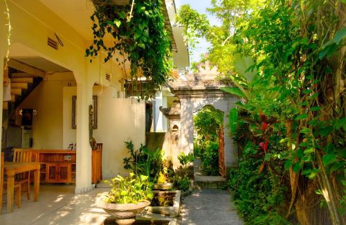 Ubud City-Centre Bed & Breakfast | Semujan Bungalow