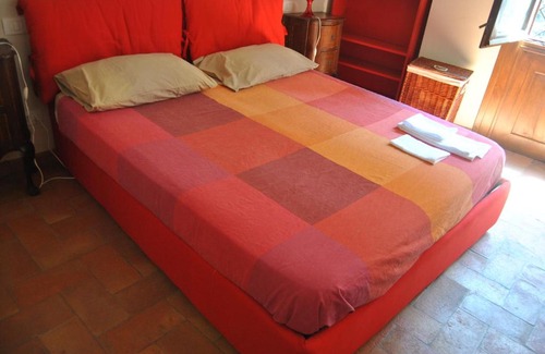 Siena Historical Center Apartment | SienaHomeAndSailing 2