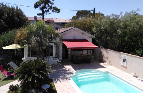 Saint-Aygulf Apartment | Small 30m2 house for 2 people on private property with swimming pool