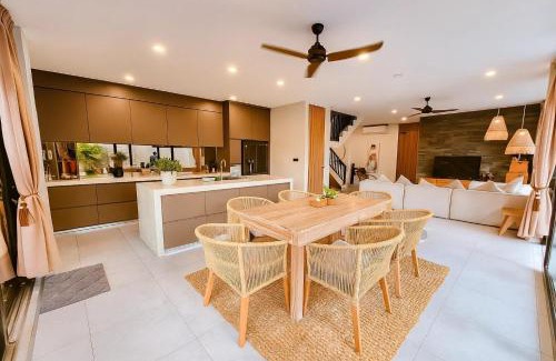 Batu Bolong Villa | Sol Villa Kammara 9
