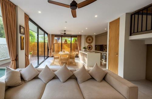 Batu Bolong Villa | Sol Villa Kammara 9