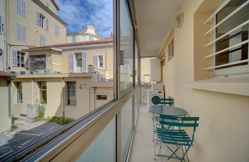 Cannes City Centre Apartment | Spacieux appartement emplacement premium A3B108