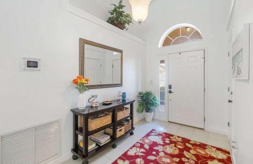 Lake Wilson Preserve House | Spacious 4 Bedroom Vacation Villa Near Disney perfect for Two Families