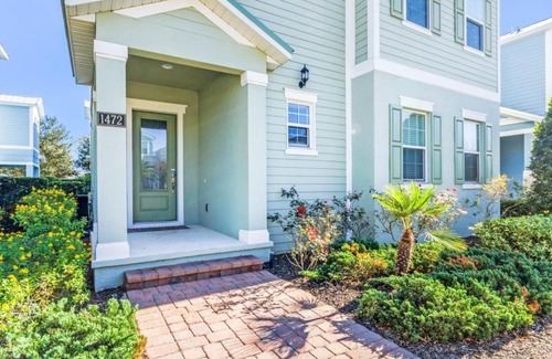 Bay Lake Villa | Spacious 5 Bedrrom 5 Bath Home- Private Pool, Full Kitchen, Free Wifi villa