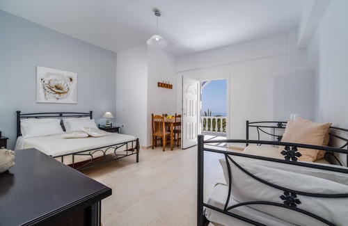 Karterados Hotel | Stavros Villas
