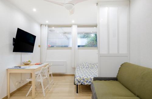 Villeneuve Loubet Beach Apartment | Studio - 2 couchages doubles