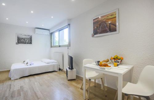 California - Pezou Apartment | Studio AC "La Californie"-Upscale Quiet Residence by Olidesi