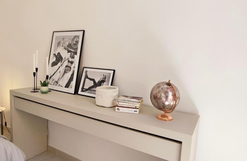Prado - Republique Apartment | studio ensoleille cœur de ville frgk