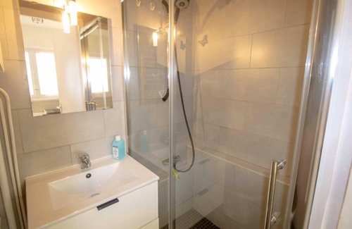 Saint-Raphael Apartment | Studio flat ∙ 2 guests