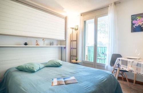 Saint-Aygulf Apartment | Studio Les Terrasses de la Mer-1 by Interhome