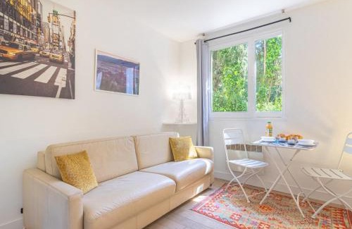 Saint-Tropez Apartment | Studio Paris Saint-Tropez by Interhome