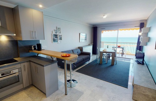 Menton Apartment | Stunning 1-Bedroom Apt with Sea View, Terrace, and Private Parking - Menton, Garavan Area