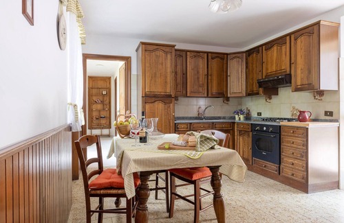 Camaiore House | Stunning home in Capezzano Pianore -LU-