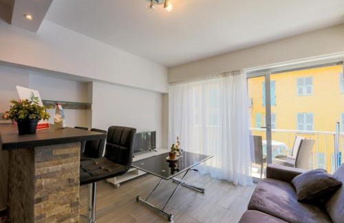 Carre d'Or Apartment | SUEDE 2 AP4208 By Riviera Holiday Homes