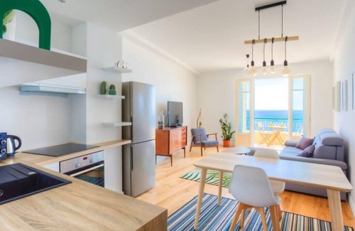 La Californie Apartment | Sunny Private Apartment With Sea View Near The Beach