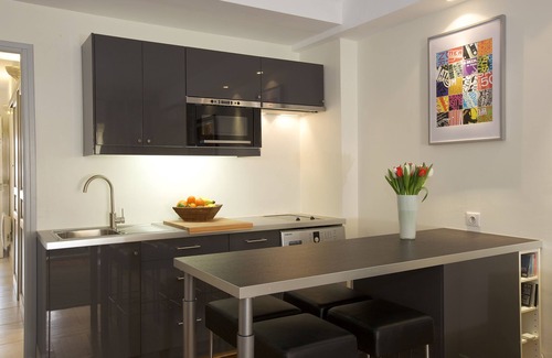 Juan-les-Pins Apartment | Superb designer apartment near the beaches, La Pinède in Juan Les Pins