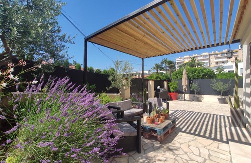 Riou - Petit Juas - Av de Grasse Villa | Superbe Villa Cannes avec terrasse & piscine