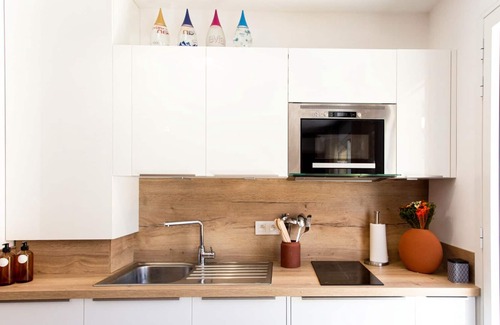 Quartier du Port Apartment | T2 Papon: Parking- air-conditioned - terrace & wifi