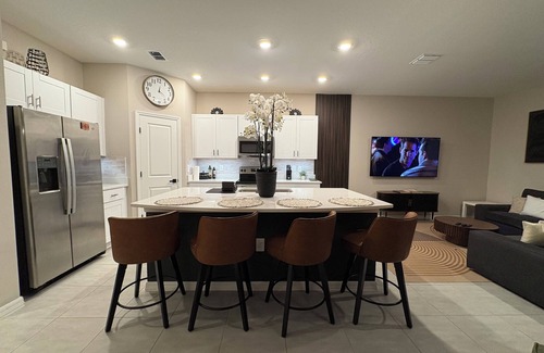 Poinciana House | The Florida Escape