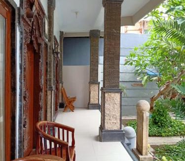 Sampalan House | The Mel Homestay