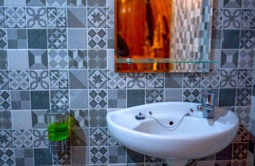 Sampalan House | The Peace Arta Bungalow