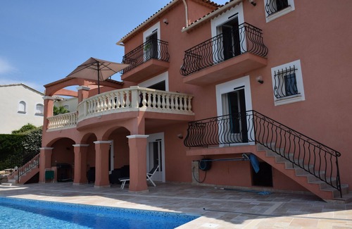 Saint-Aygulf Villa | THE VILLA COCAROM IN ST AYGULF WITH VIEW ON BAY OF ST RAPHAEL