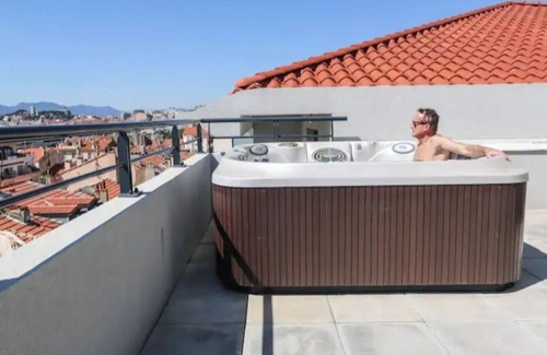 Prado - Republique Apartment | Unique a Cannes