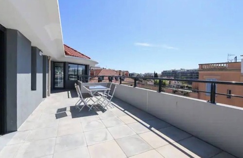 Prado - Republique Apartment | Unique a Cannes