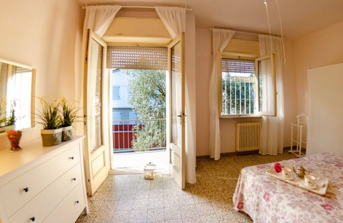Lido di Camaiore House | Vacation Home in Lido Di Camaiore with 4 bedrooms sleeps 8