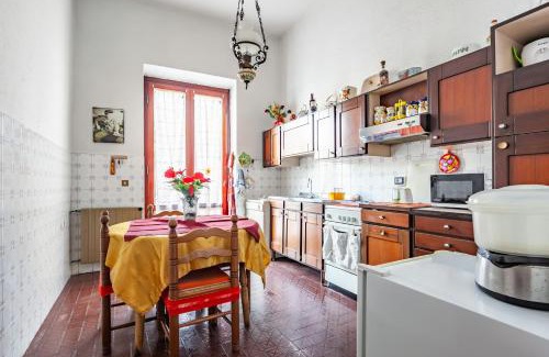 Viareggio Apartment | Viareggio Roomy House with Private Courtyard!