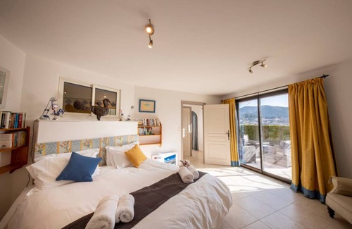 Tourrette-Levens Villa | Villa ∙ 4 bedrooms ∙ 8 guests
