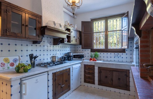 Corsanico Villa | Villa Ai Venti 8, Emma Villas