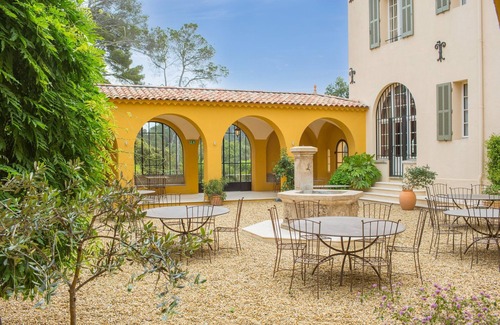 Saint-Raphael Villa | Villa Amalie - Fifteen Bedroom Villa, Sleeps 34