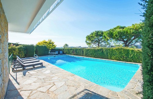 Cagnes-sur-Mer House | Villa Grenouillere - Vue Mer - Fitness - Sauna