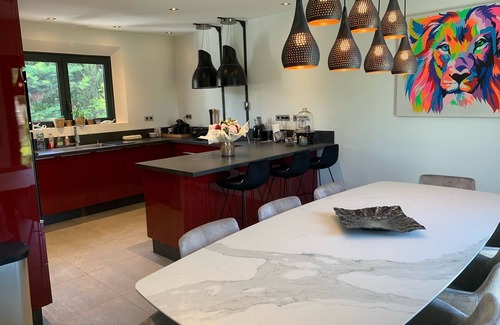 Saint-Tropez City Centre Villa | Villa Indie in the center of the village of St Tropez (heated swimming pool)