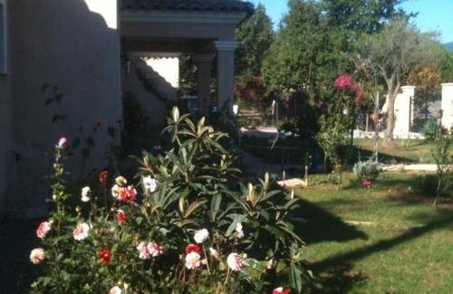 Tourrettes Bed & Breakfast | Villa Maribel