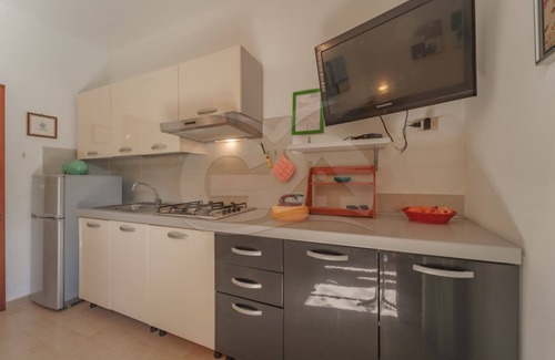 Marina di Campo Apartment | VILLA NELLA - VILLA NELLA BILO