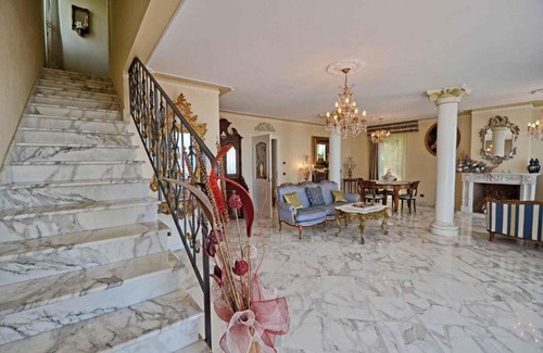 Corsanico Villa | Villa Sophia