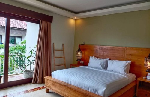 Babakan Villa | Vintage 3-Bedroom Villa with Plunge Pool
