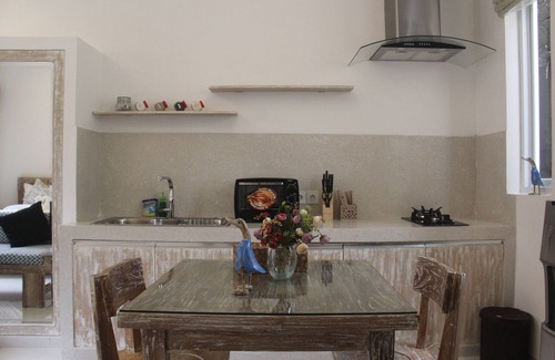 Sunset Road Apartment | VIP Green Studio Apartment Seminyak