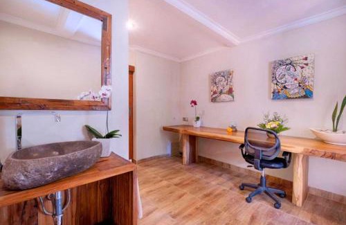 Ubud Villa | Vishwa 4 BR Private Pool Villa ZN83