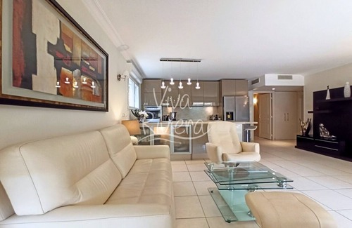 Cannes City Centre Apartment | Viva Riviera 2 Bedrooms with swimming pool