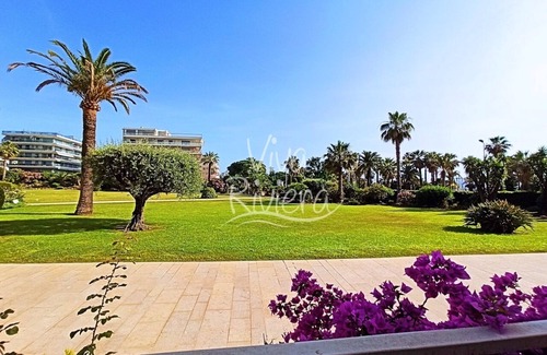 Pointe Croisette Apartment | Viva Riviera 3 Bedrooms 2 Bathrooms Croisette
