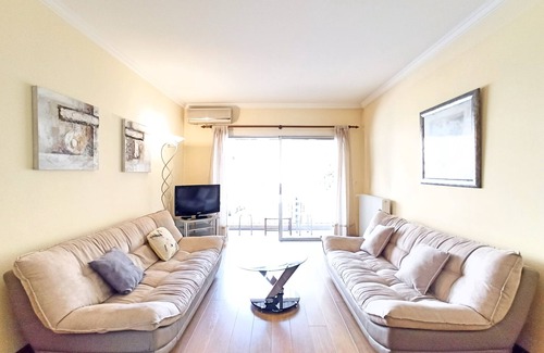 Cannes City Centre Apartment | Viva Riviera Cosy and Large 2 Bedrooms with balcony